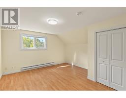 83 Viking Road thumbnail 34