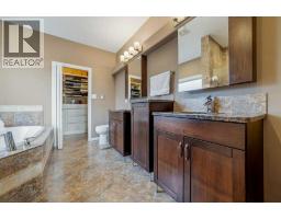 56 Canyoncrest Point W - photo 18