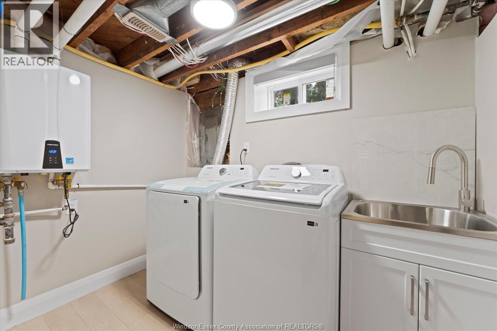 2858 Dandurand — photo 32