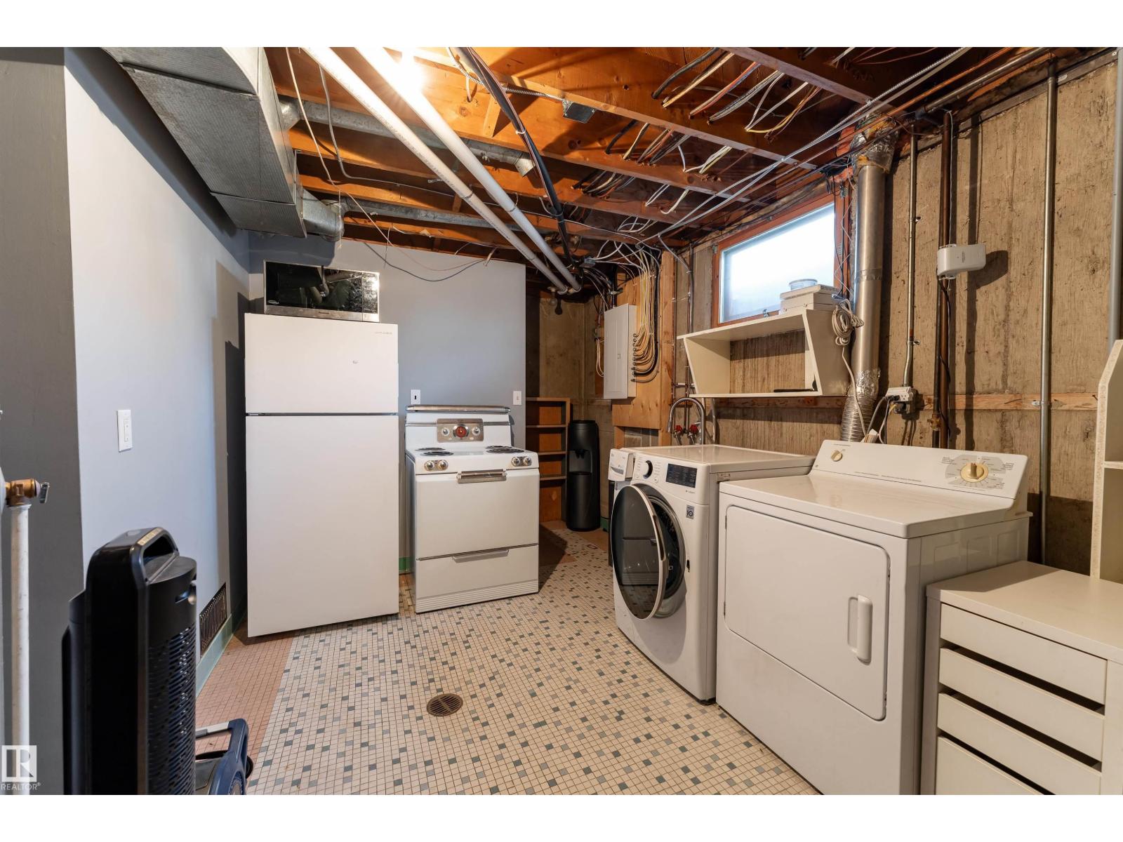 13220 77 ST NW - 36