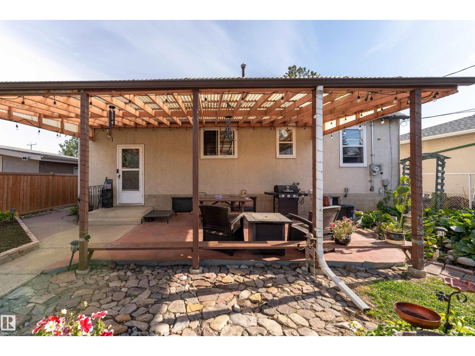 13220 77 ST NW - 46