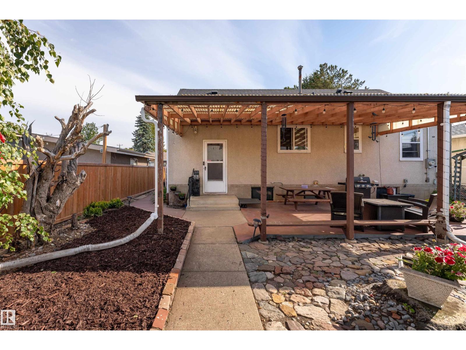 13220 77 ST NW - 47