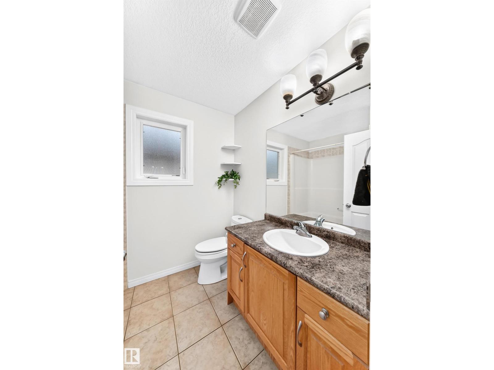 3460 30 St NW - 23