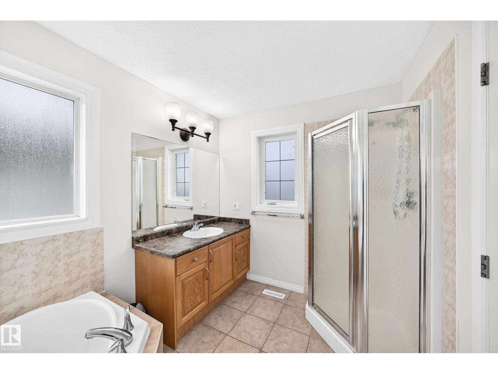 3460 30 St NW - 36