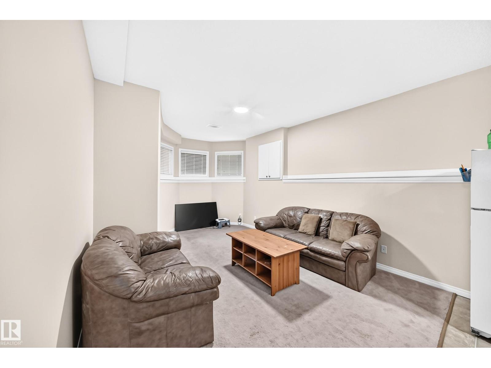 3460 30 St NW - 41
