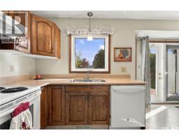 Laundry room - 518 Bronson Crescent, Saskatoon, SK S7J5E3 Photo 13