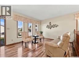 4pc Bathroom - 518 Bronson Crescent, Saskatoon, SK S7J5E3 Photo 6