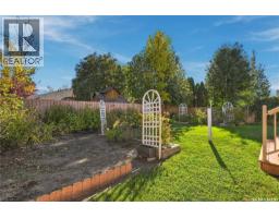 518 Bronson Crescent, Saskatoon, SK S7J5E3 Photo 48