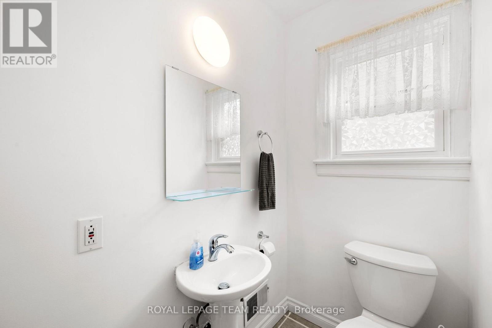 1272 LIVINGSTONE AVENUE - Image 12