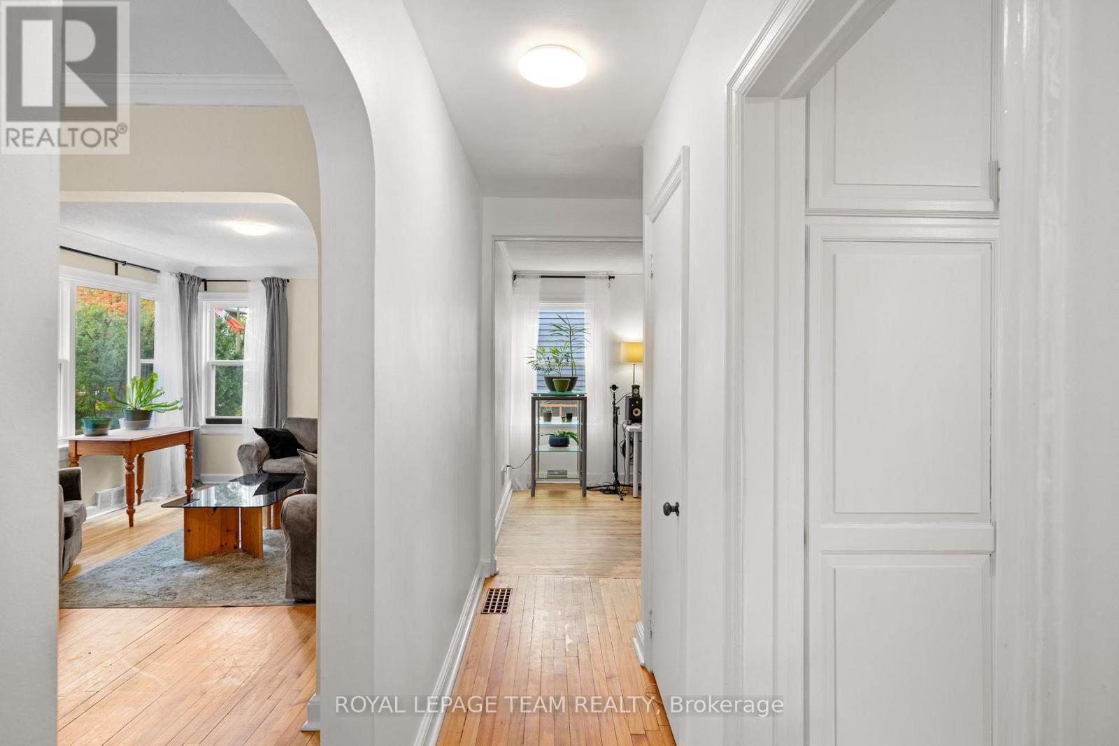 1272 LIVINGSTONE AVENUE - Image 17