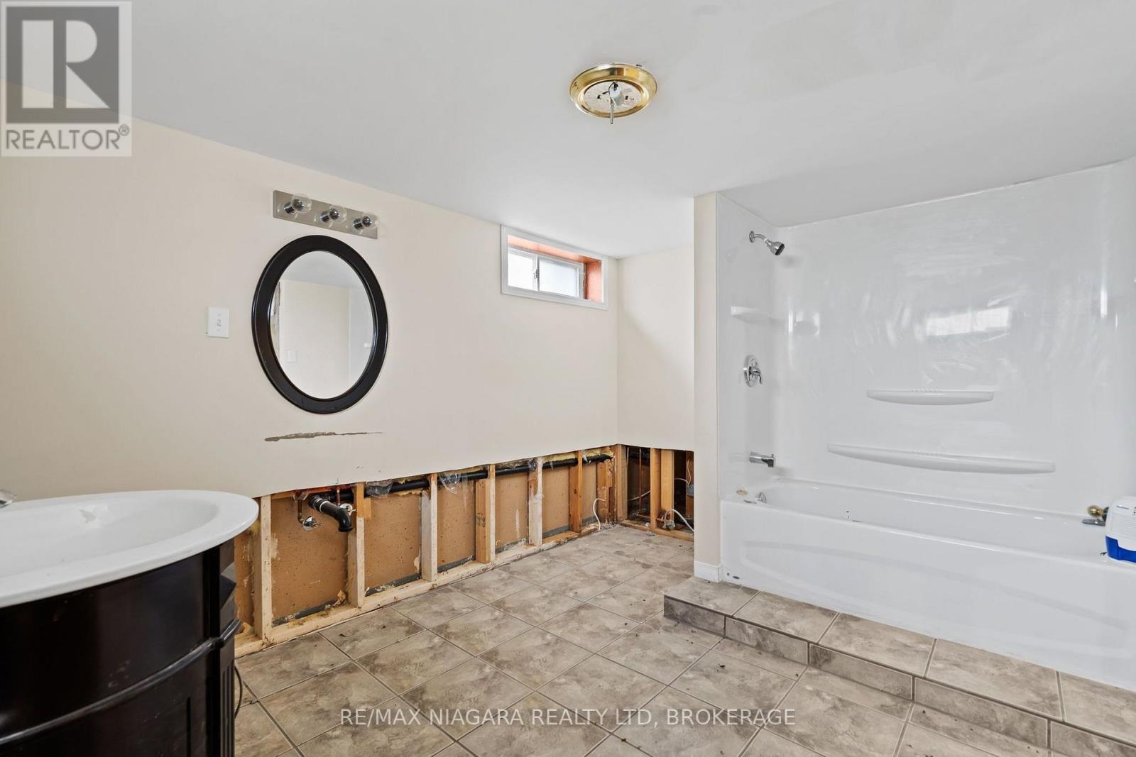 256 KINGSWAY STREET - 16