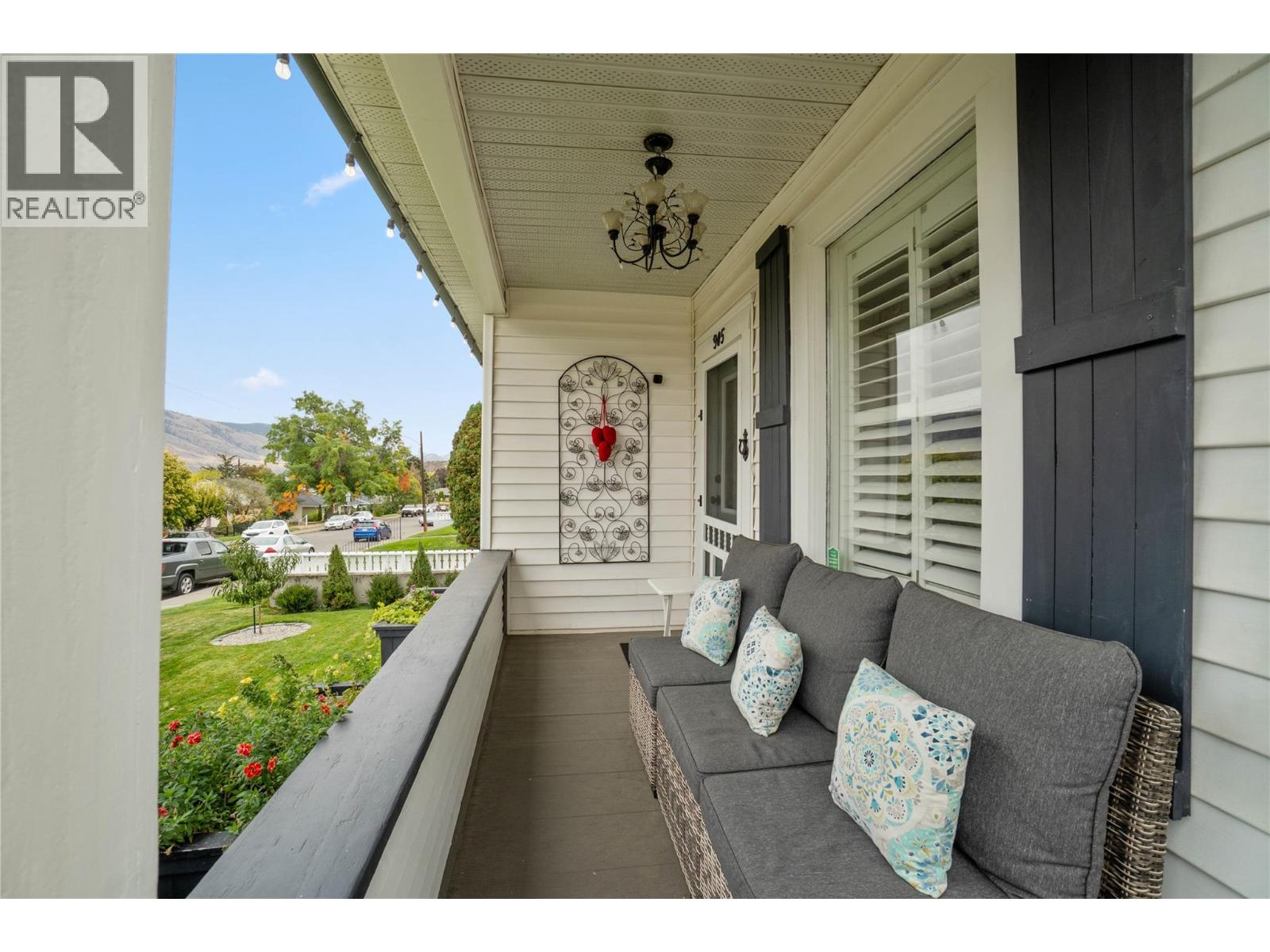 905 MUNRO Street - 2