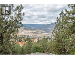 138 Evergreen Crescent, Penticton, BC V2A7Y5 Photo 46
