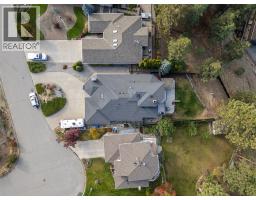 138 Evergreen Crescent, Penticton, BC V2A7Y5 Photo 80