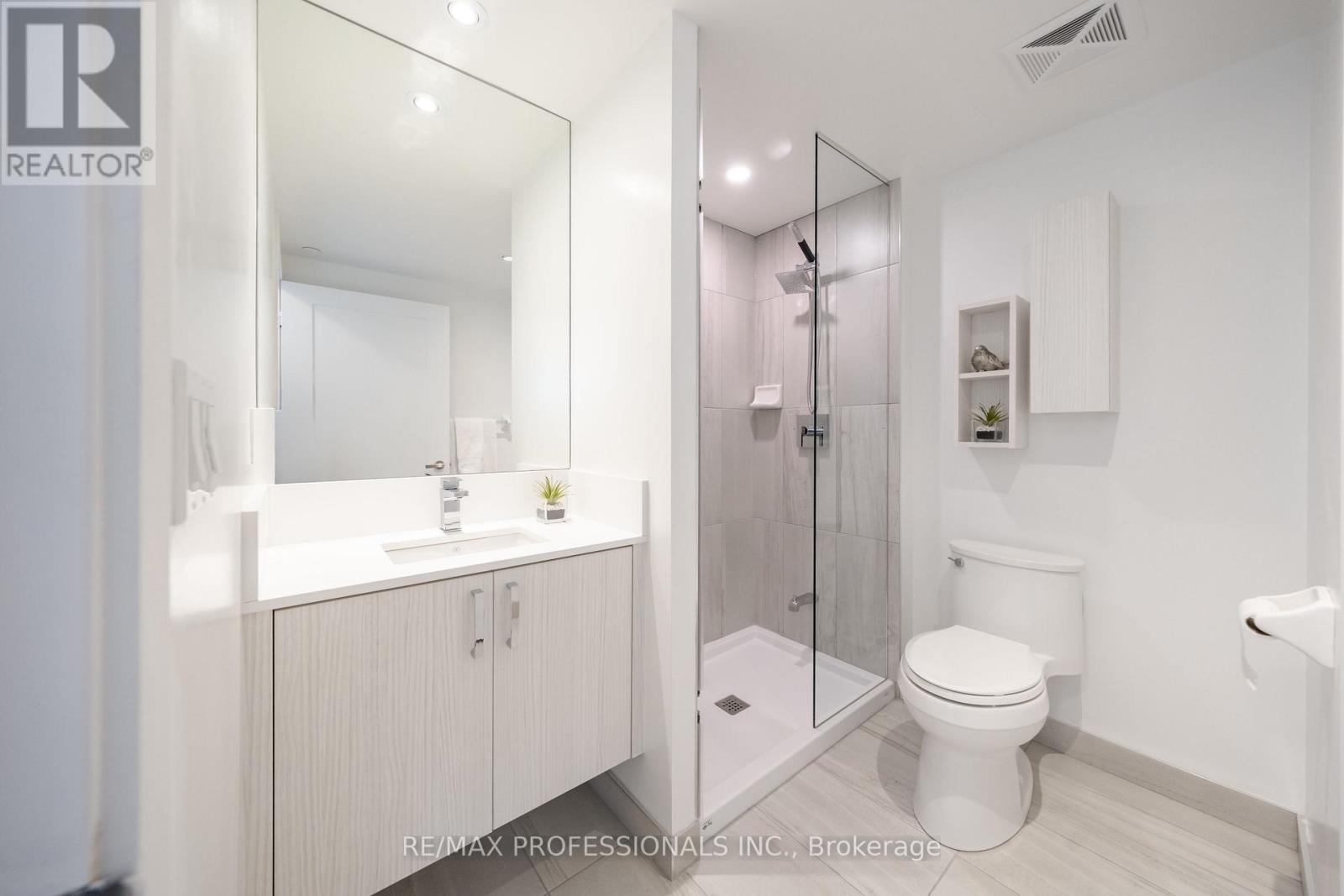 2103- 99 Broadway Avenue, Toronto, ON photo 9