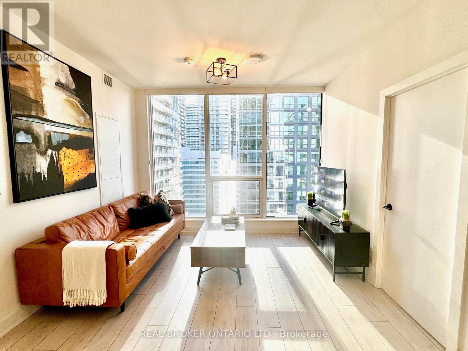 #13 15 MERCER STREET - 2