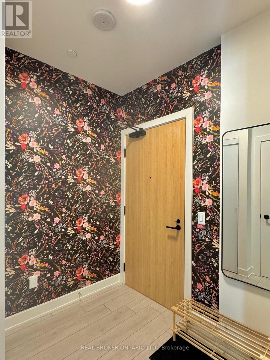 #13 15 MERCER STREET - 5