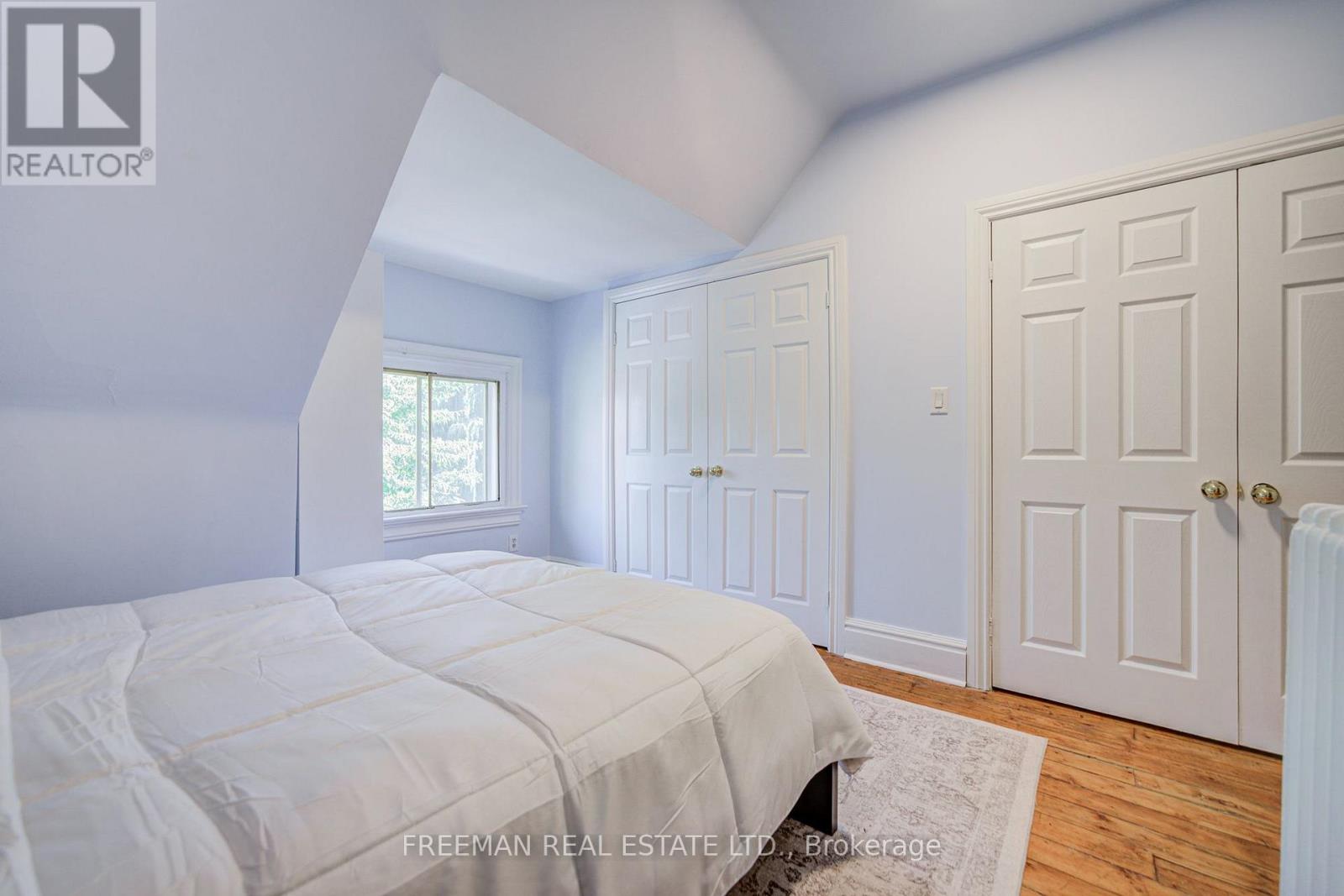 468 MARKHAM STREET - 36