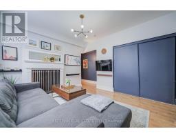 Kitchen - 468 Markham Street, Toronto, ON M6G2L3 Photo 10
