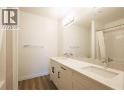 2205, 55 Lucas Way Nw, Calgary, AB T3P2C7 Photo 14