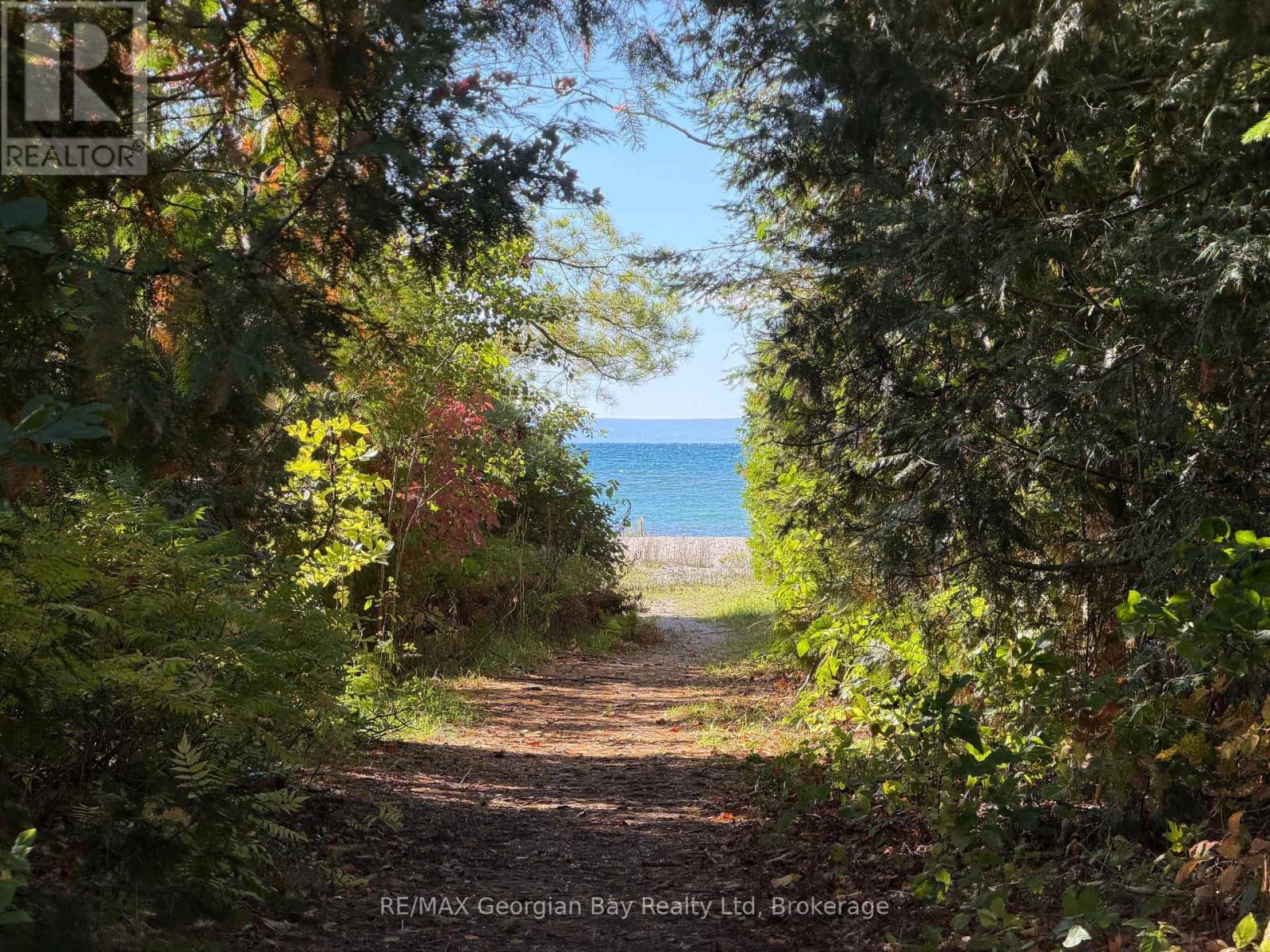 69 Pinecone Avenue — photo 15