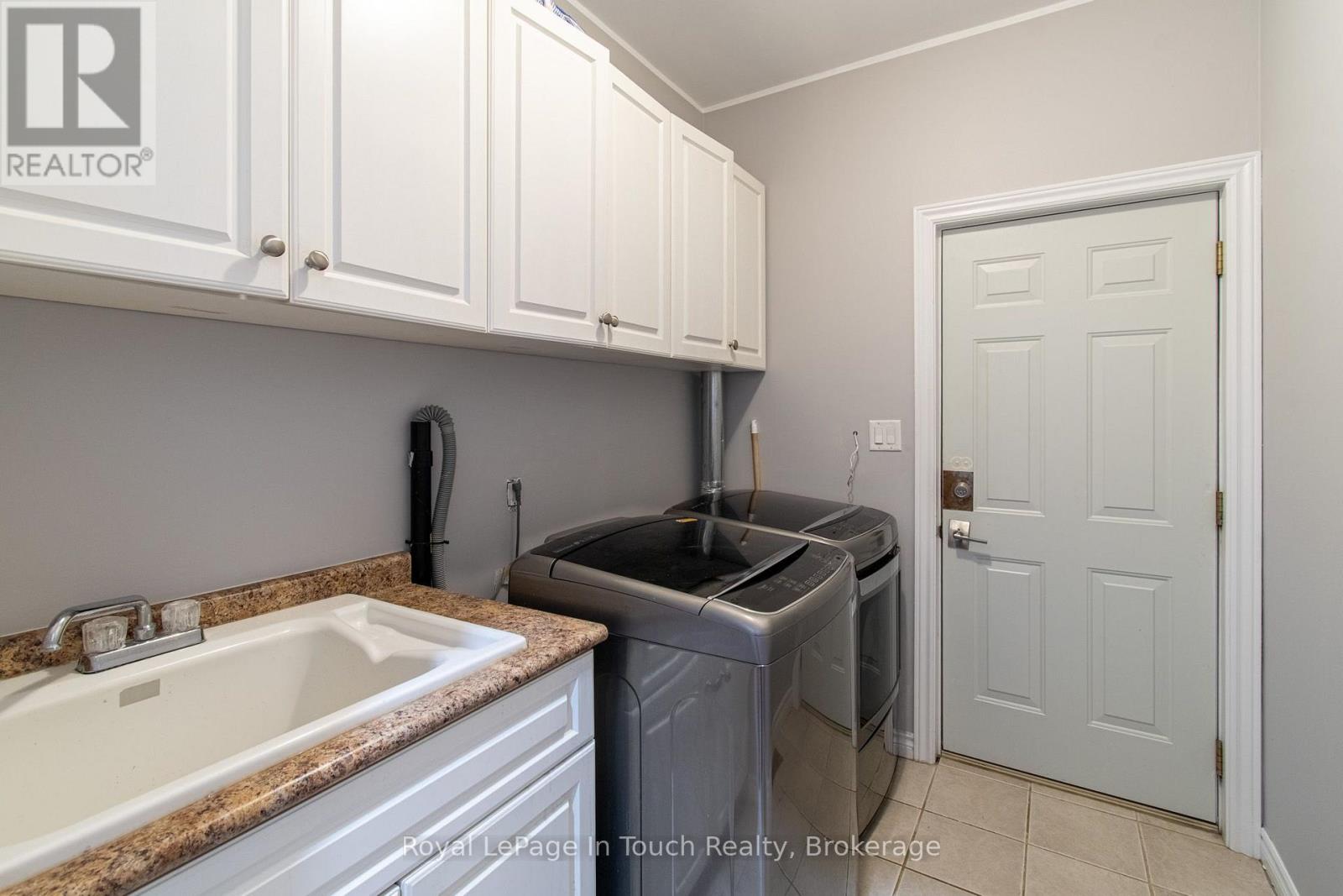 58 OLIVER DRIVE - 26