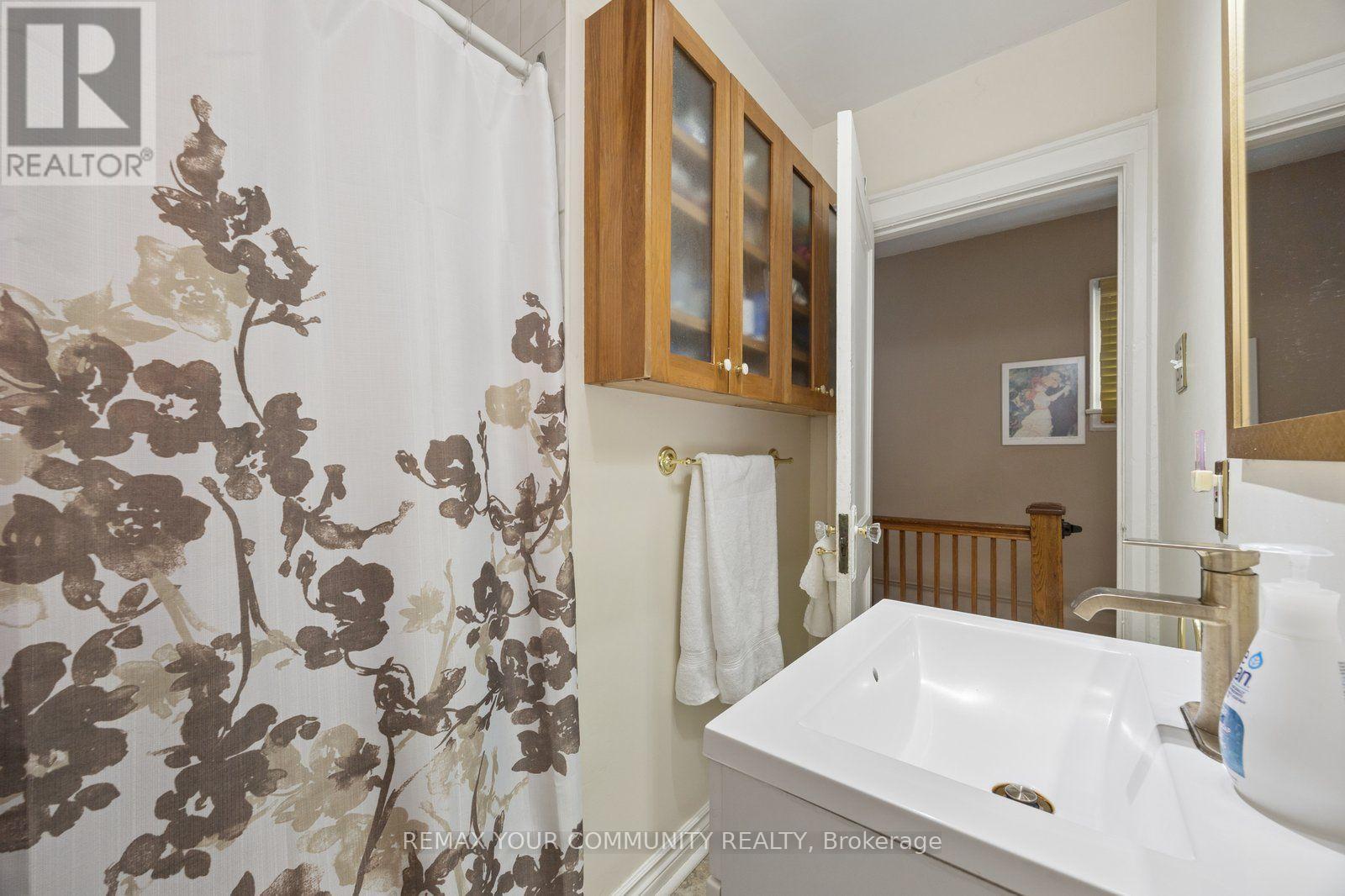 88 West Lynn Avenue, Toronto, ON photo 15