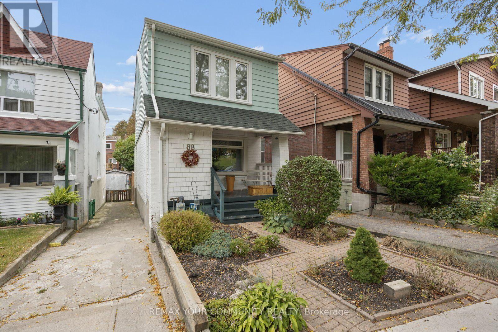 88 West Lynn Avenue, Toronto, ON photo 2