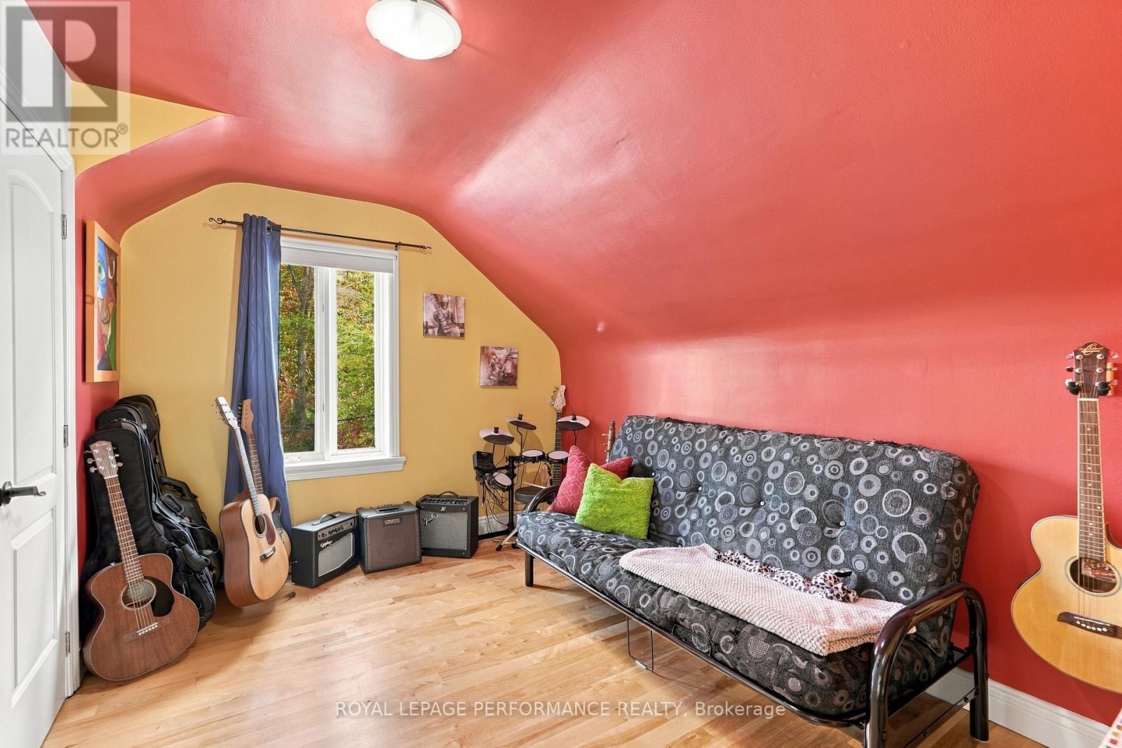 523 GASCON STREET - Image 32
