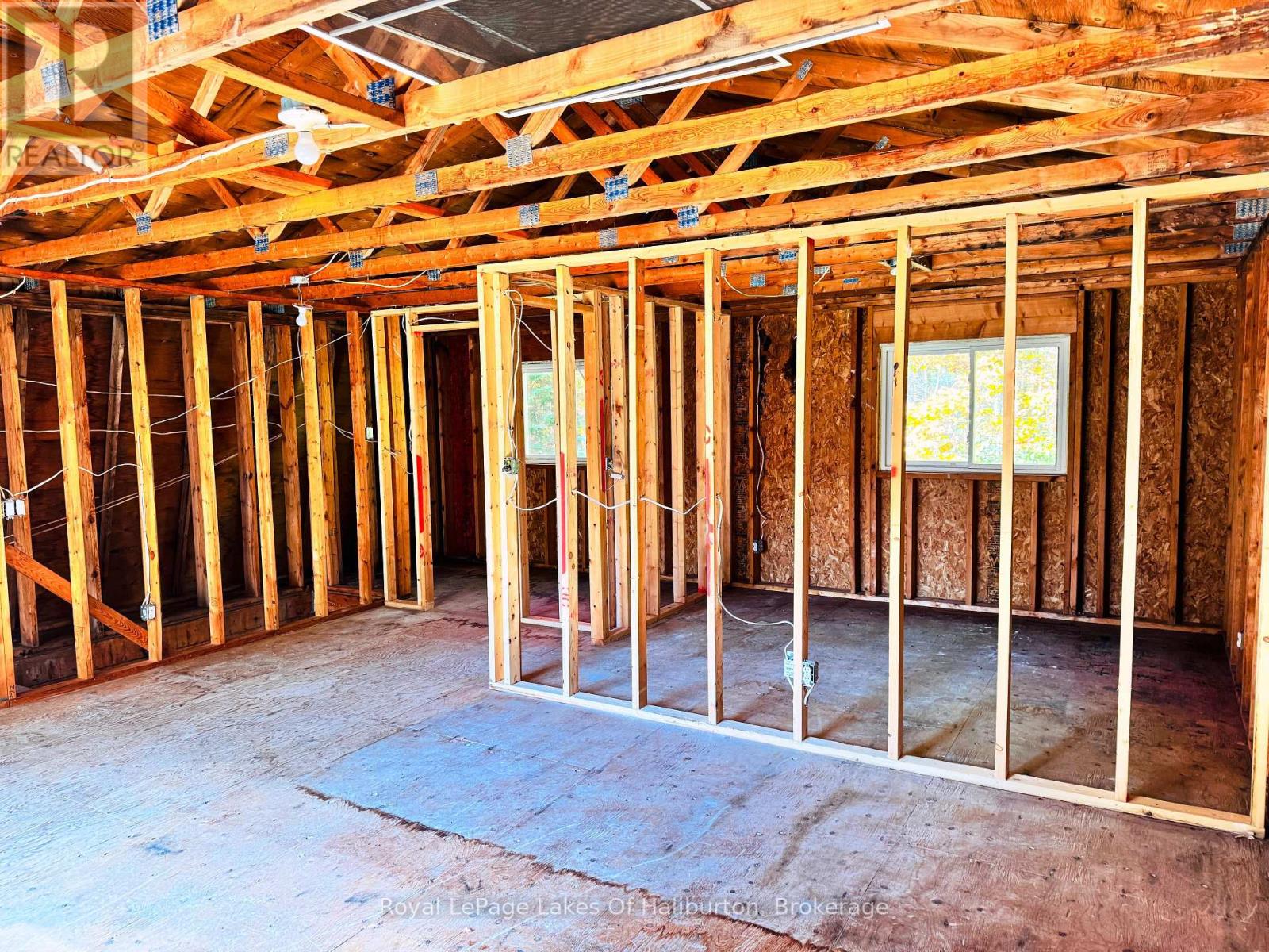 1062 LEBLANC TRAIL - Image 38