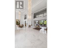 Family room - 16 Sirona's Lane, Aurora, ON L4G7Y7 Photo 11