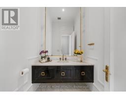 16 Sirona's Lane, Aurora, ON L4G7Y7 Photo 26
