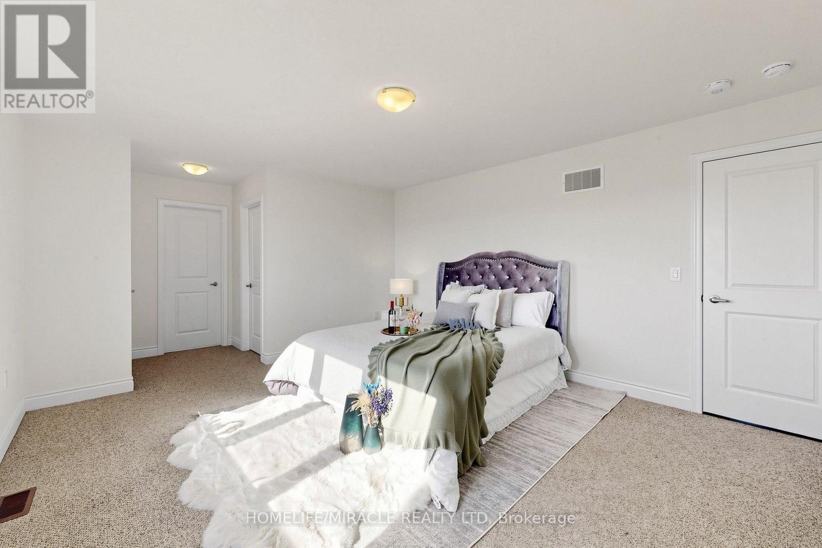 69 Season Crescent, Wasaga Beach, ON photo 24