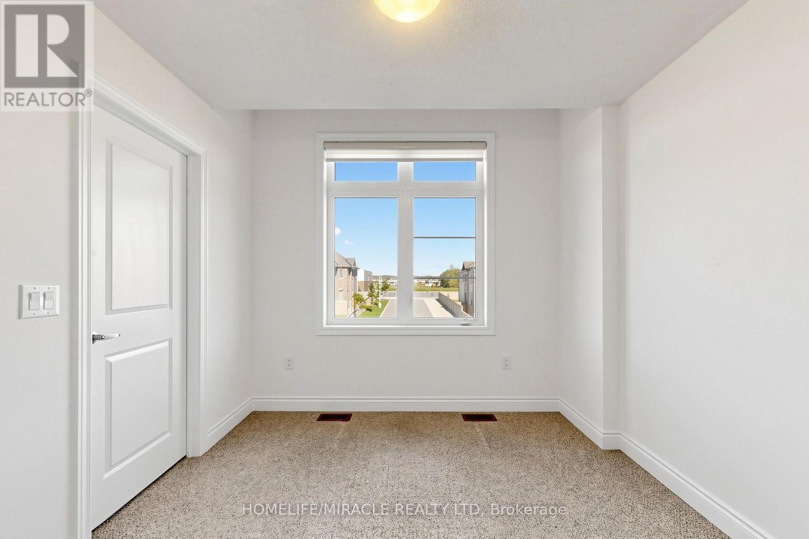 69 Season Crescent, Wasaga Beach, ON photo 35