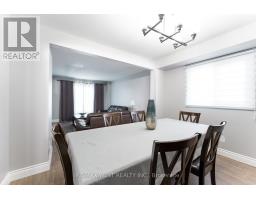 Dining room - 19 Moore Place, Barrie, ON L4N6N6 Photo 6