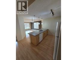 4pc Bathroom - 1404, 204 Sparrow Hawk Drive Nw, Fort Mcmurray, AB T9K0P1 Photo 6