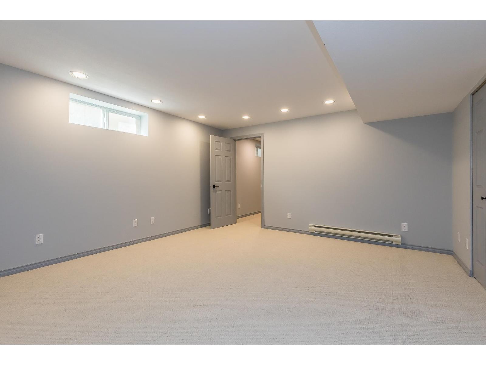 Photo of 113 33751 7 AVENUE 25