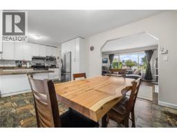 2170 Alder St S, Campbell River, BC V9W1M6 Photo 12