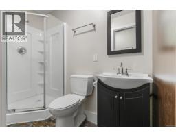 2170 Alder St S, Campbell River, BC V9W1M6 Photo 20