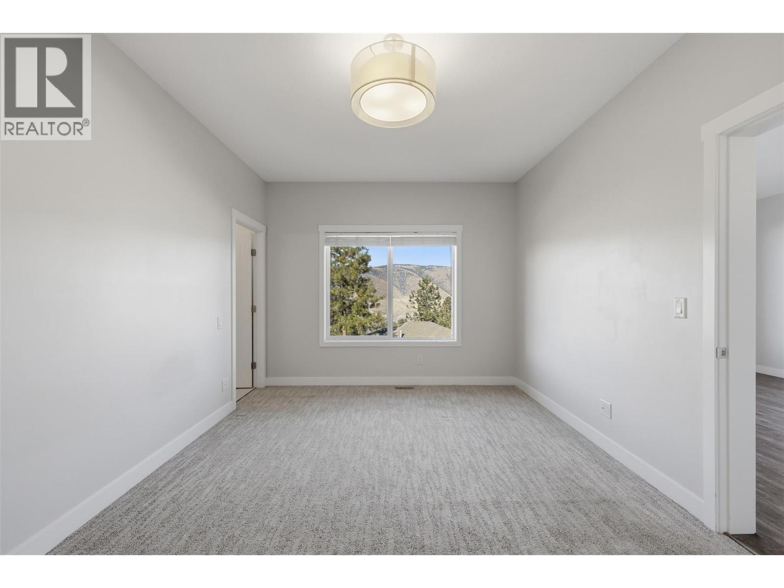 #106 1939 COLDWATER Drive - 21