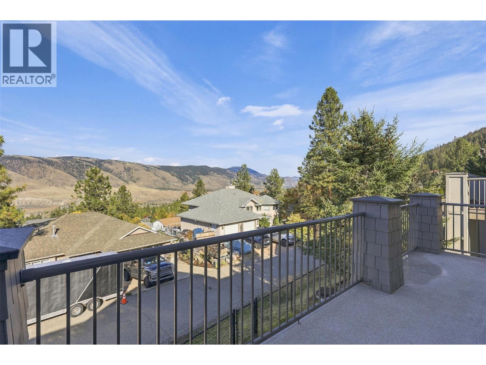 #106 1939 COLDWATER Drive - Image 18