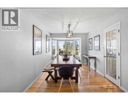 2pc Bathroom - 311 Glamorgan Crescent Sw, Calgary, AB T3E5B7 Photo 7
