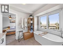 311 Glamorgan Crescent Sw, Calgary, AB T3E5B7 Photo 33