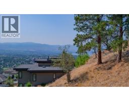 740 Pinehaven Court, Kelowna, BC V1V2Y3 Photo 24