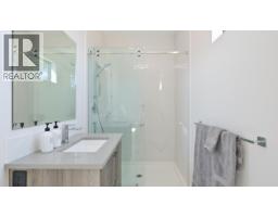 740 Pinehaven Court, Kelowna, BC V1V2Y3 Photo 44
