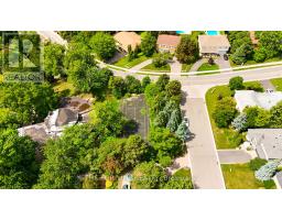 58 Parkview Place, Brampton, ON L6W2G2 Photo 9
