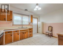 Kitchen - 85 Greenlaw Avenue, Toronto, ON M6H3V8 Photo 7