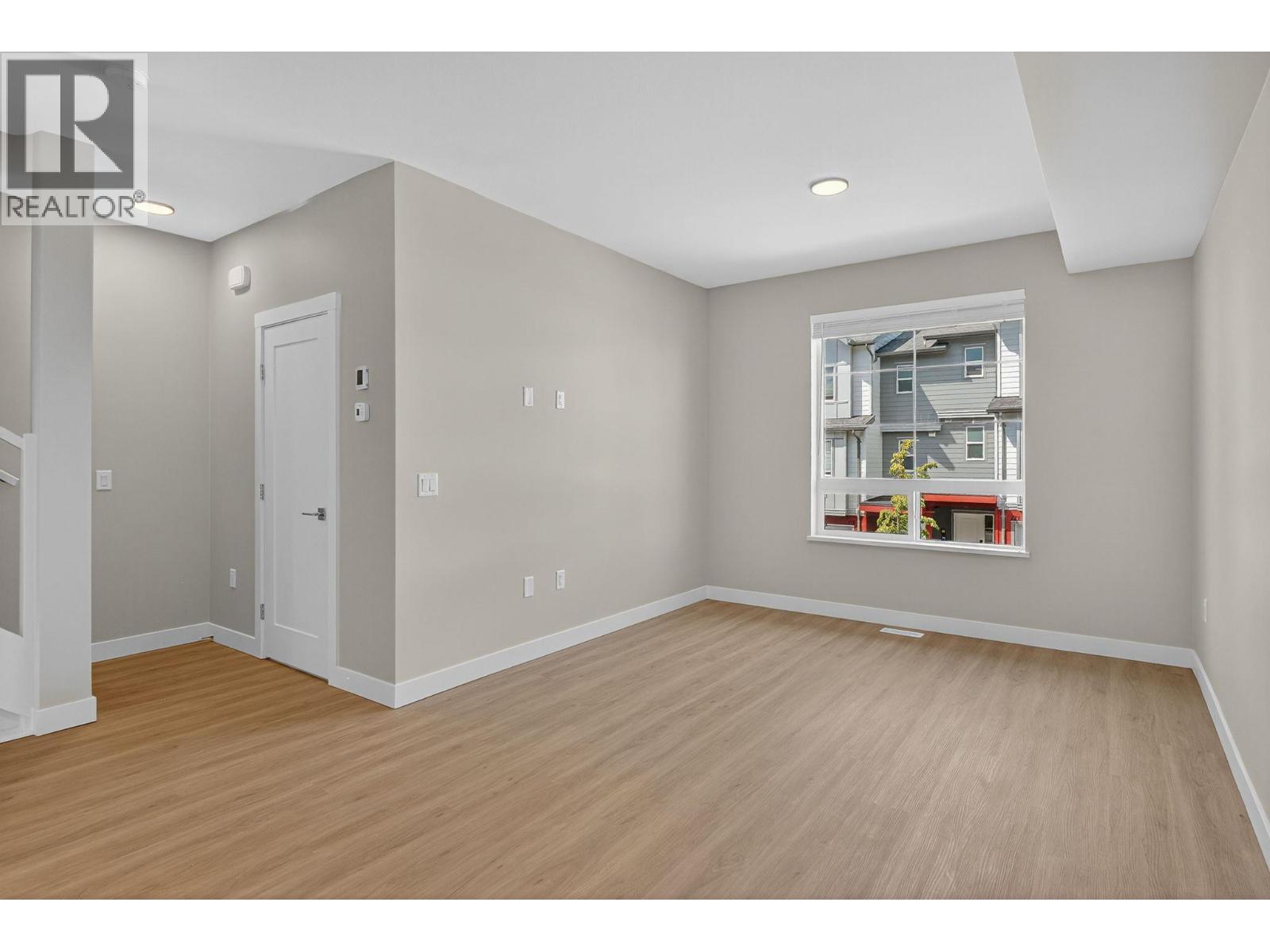 #179 4025 Gellatly Road S - 15