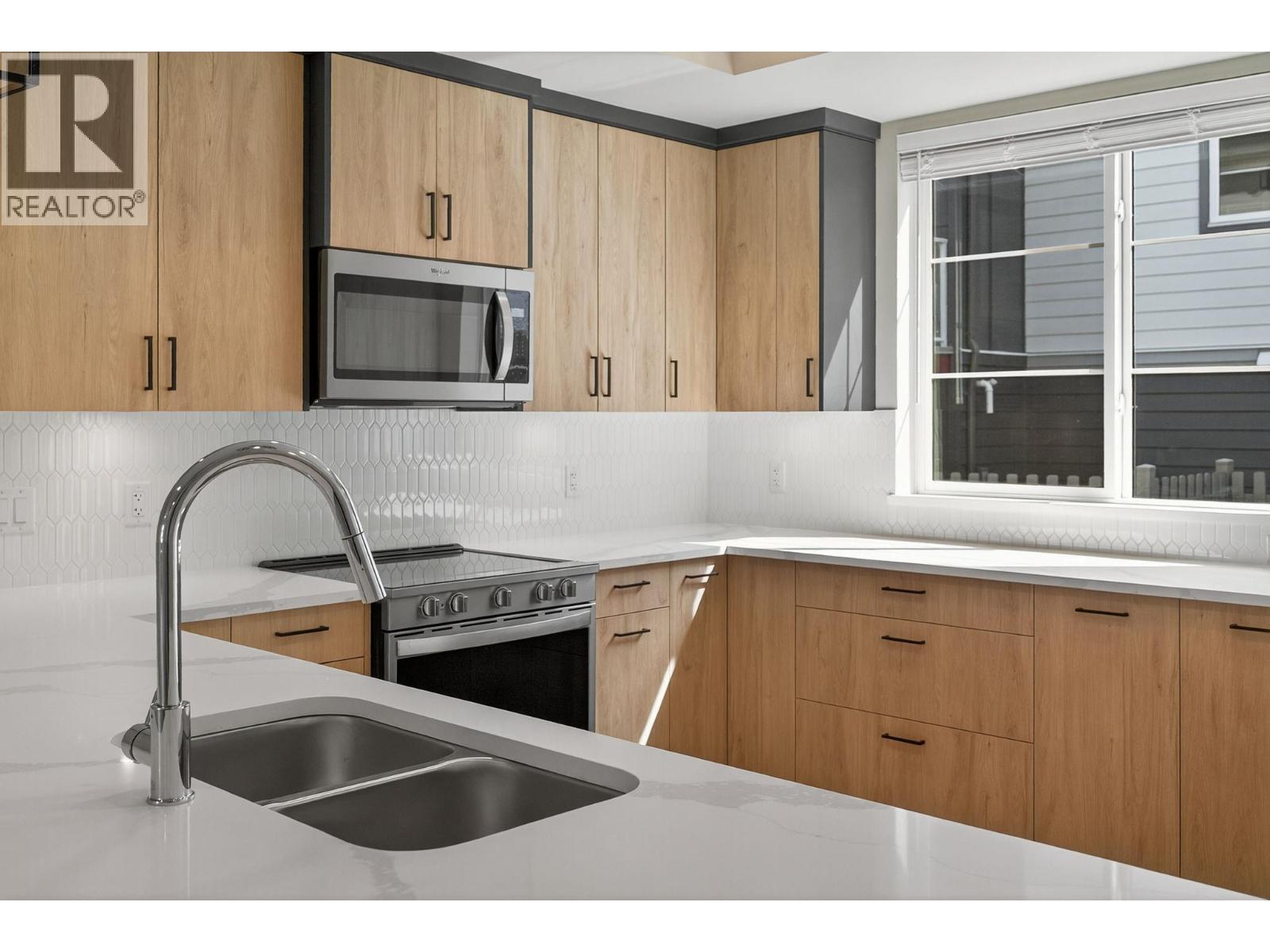 179 4025 Gellatly Road South, West Kelowna