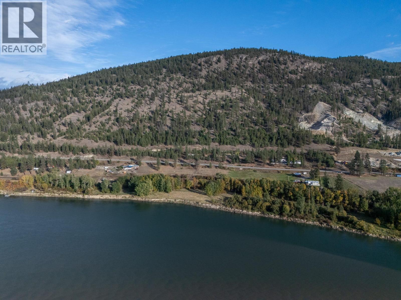 7941 Yellowhead Highway - 26